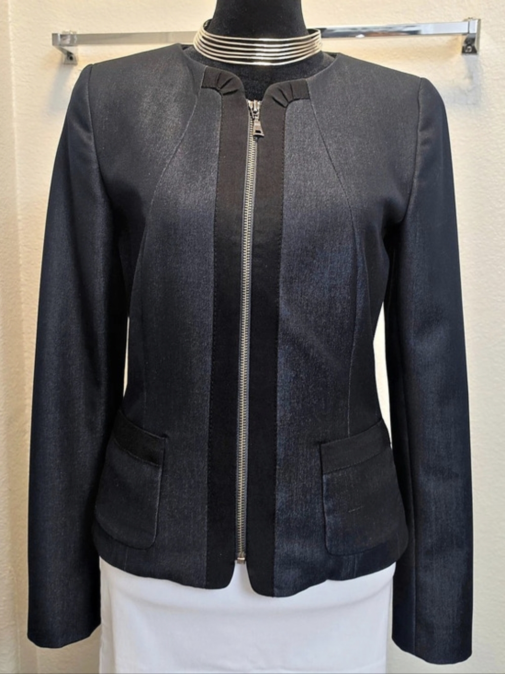 Tahari Black Zip Front Blazer Like New